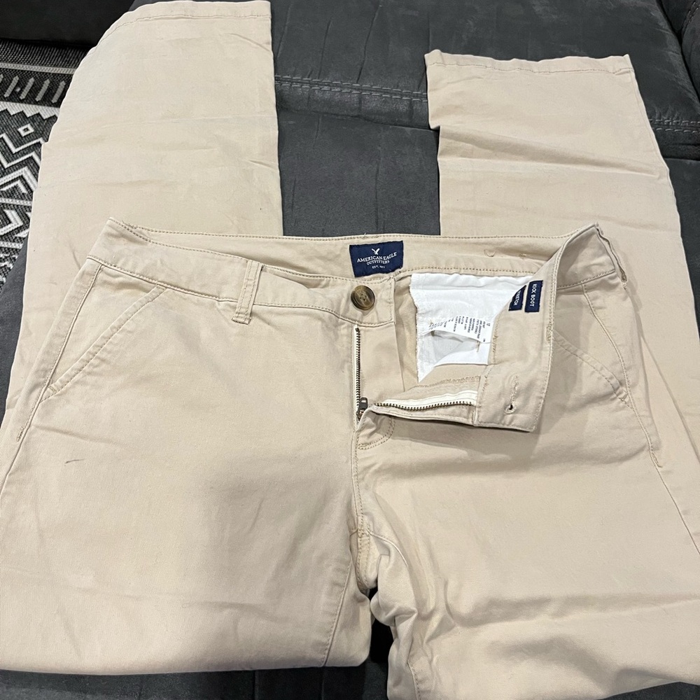 American Eagle khaki pants kick opt